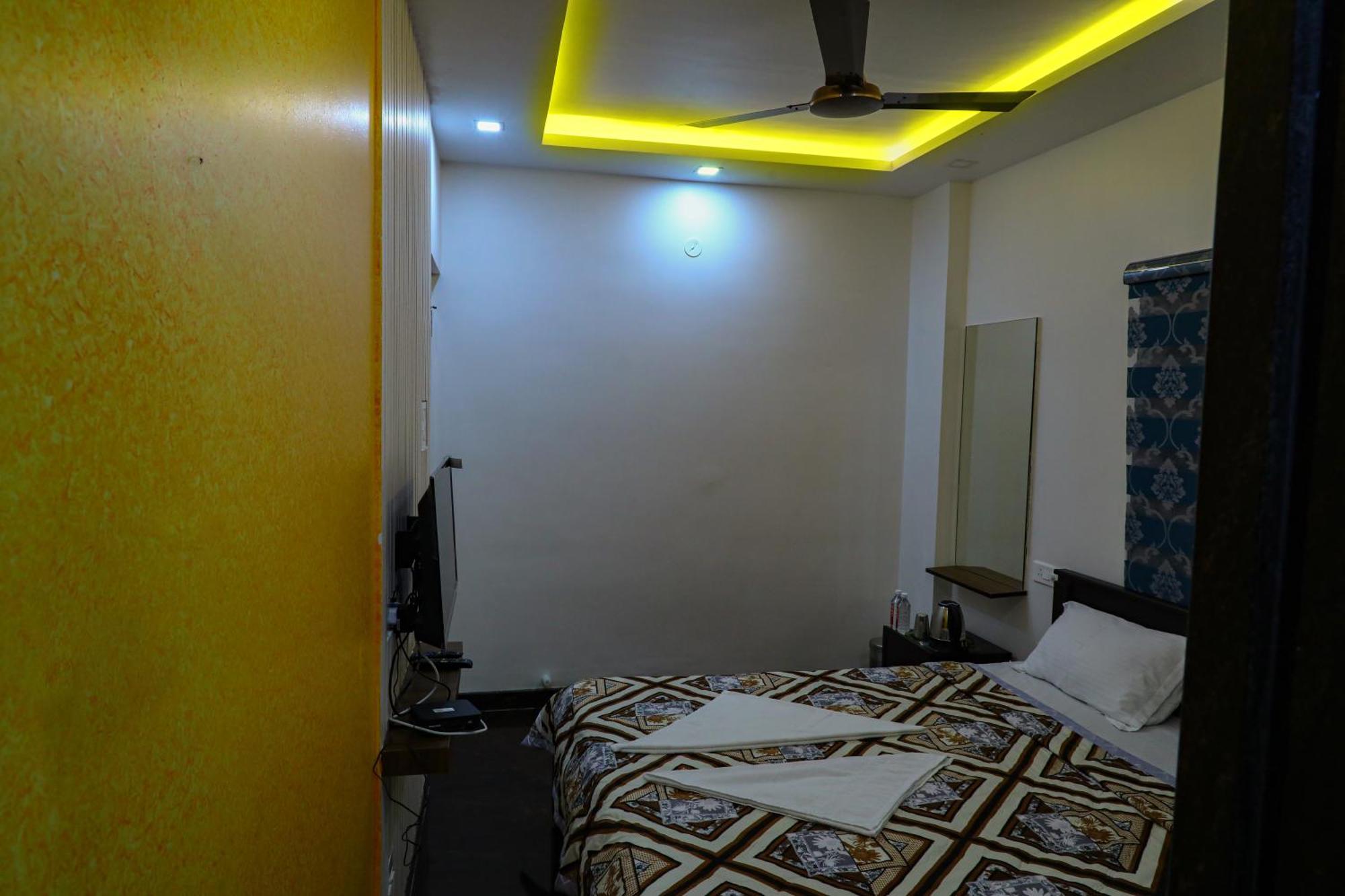 Hotel Jp Residency Yelagiri Esterno foto