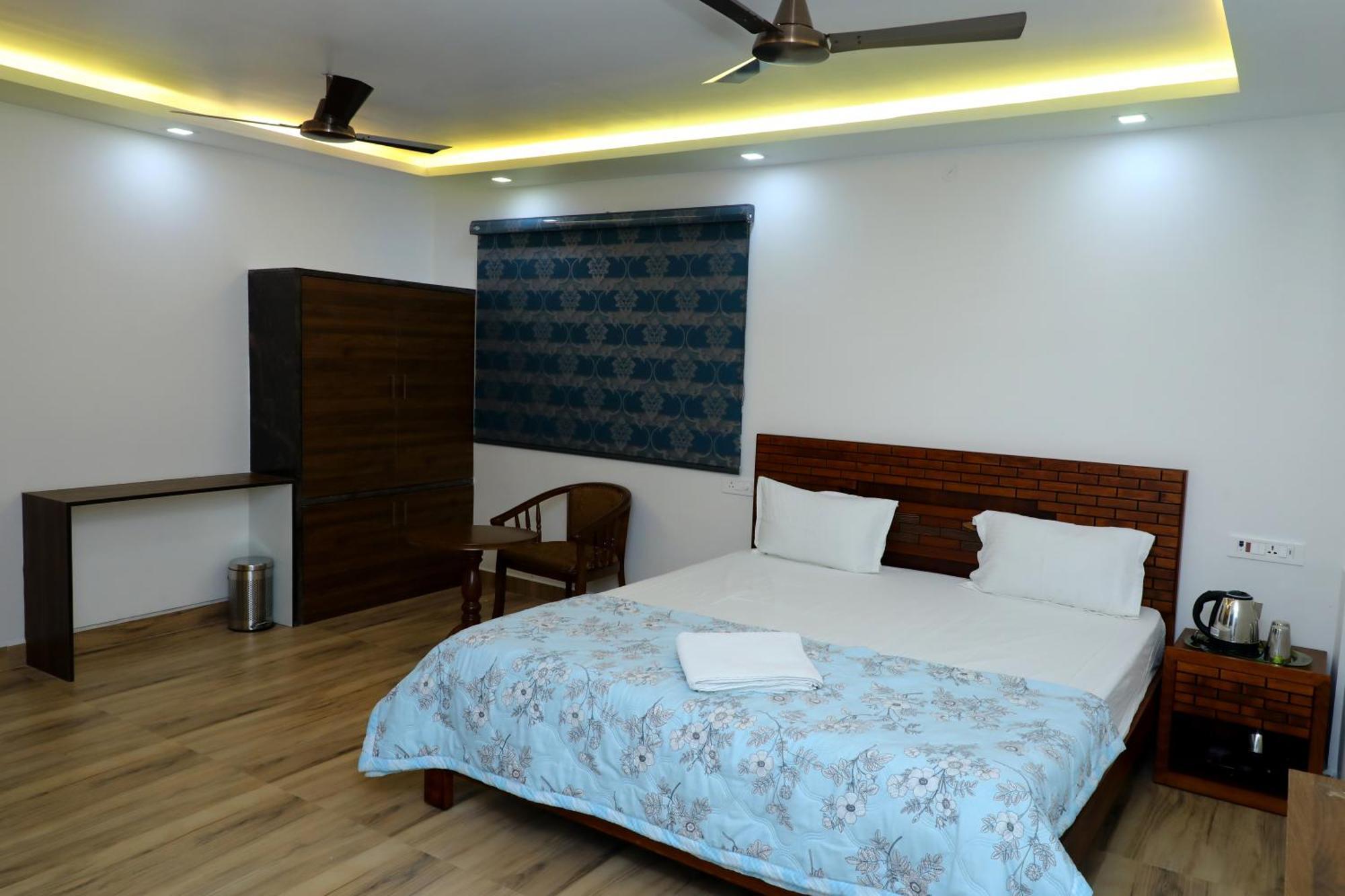 Hotel Jp Residency Yelagiri Esterno foto