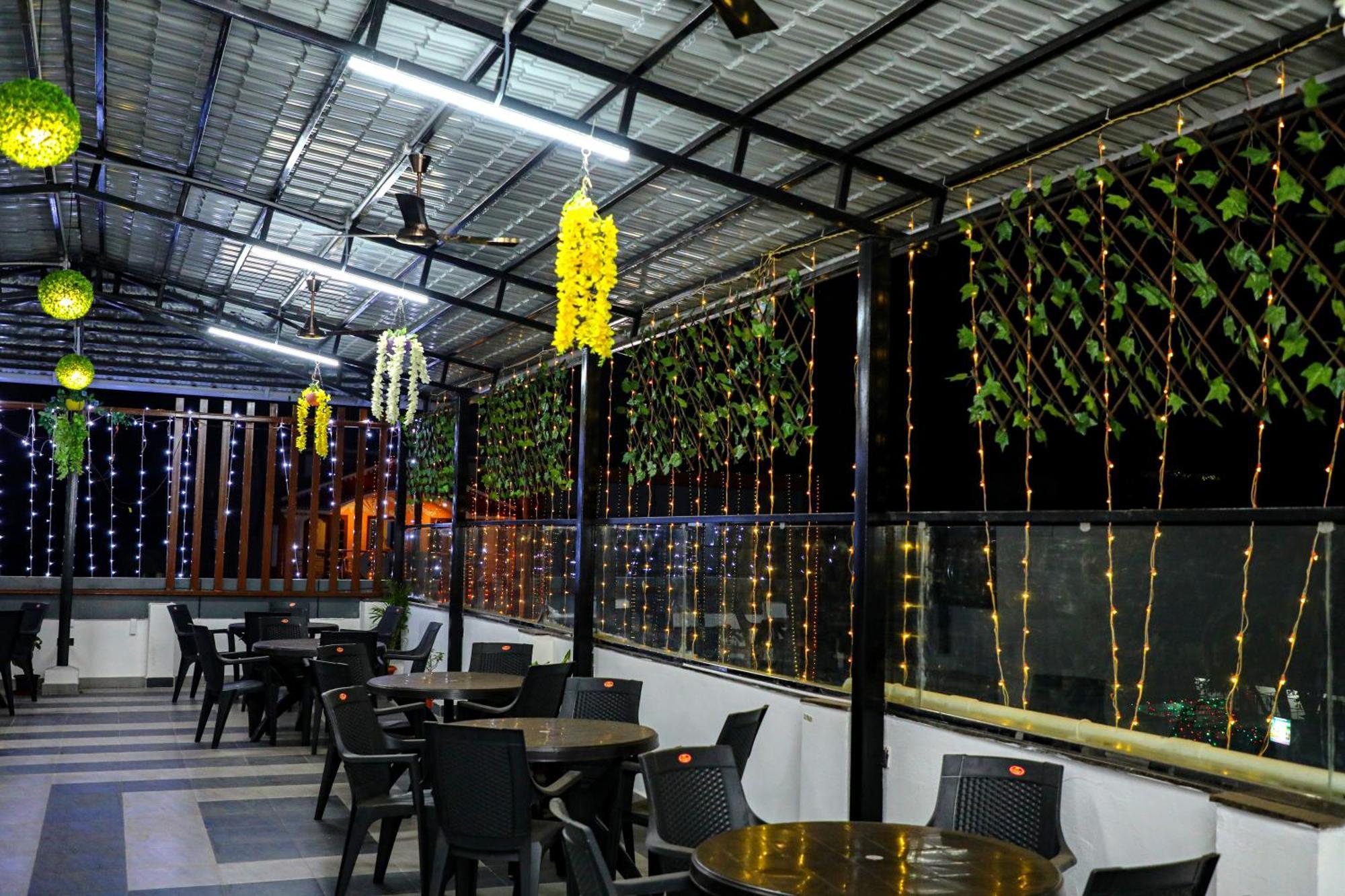 Hotel Jp Residency Yelagiri Esterno foto