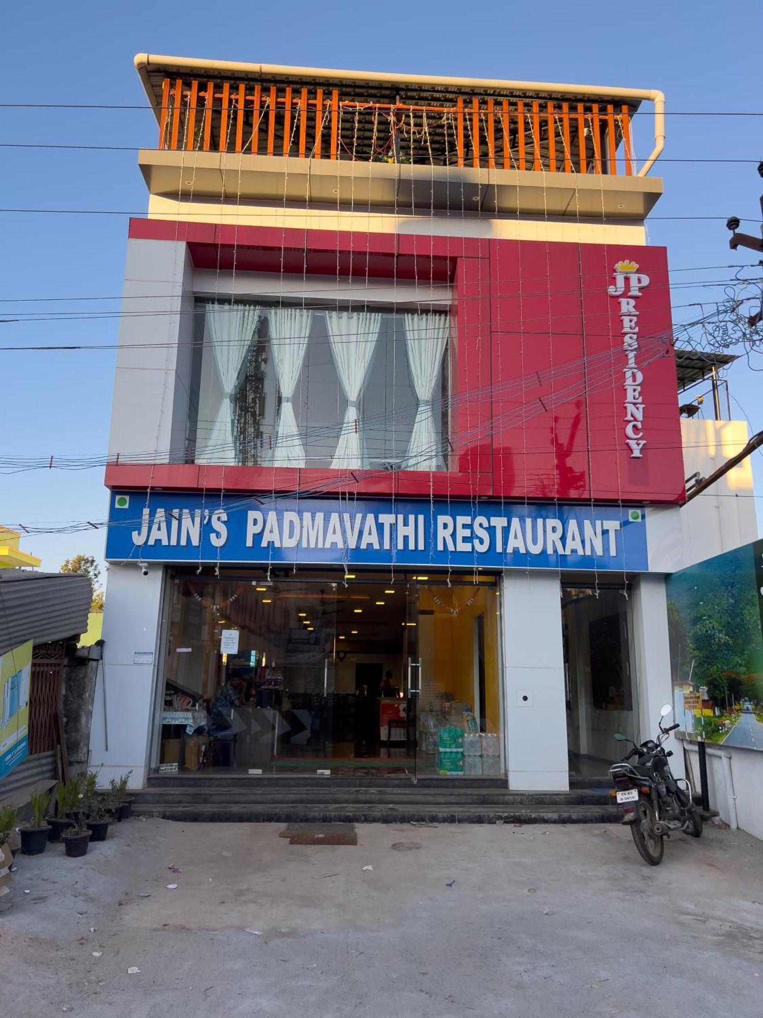 Hotel Jp Residency Yelagiri Esterno foto